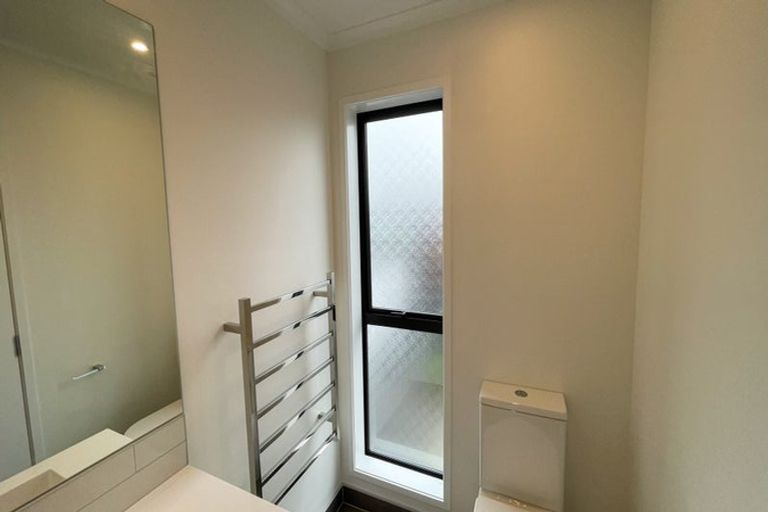 Photo of property in 2 Jagoda Road, Westgate, Auckland, 0614