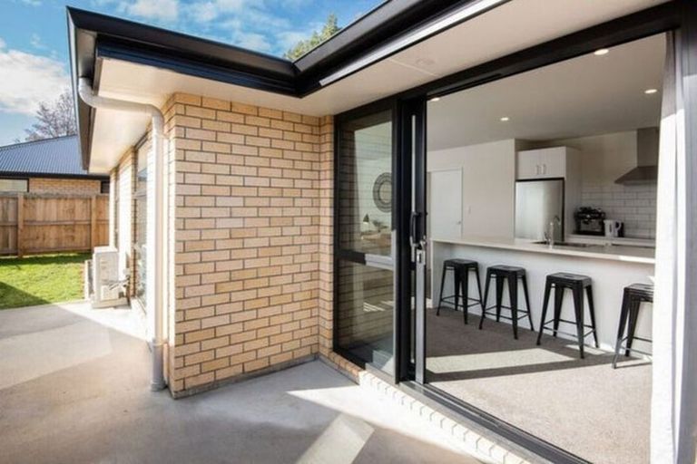 Photo of property in 100 Hagart-alexander Drive, Mosgiel, 9024