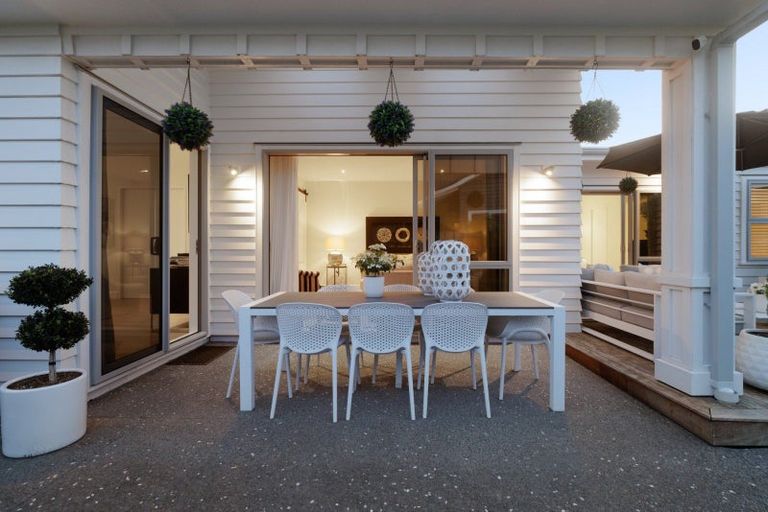 Photo of property in 1 Astelia Lane, Papamoa Beach, Papamoa, 3118