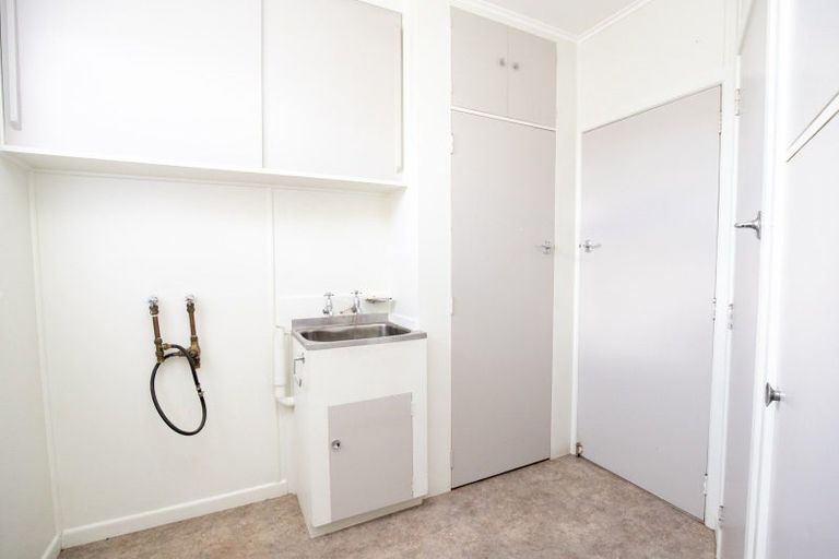 Photo of property in 63 Pipiroa Road, Ngatea, 3503