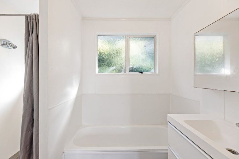 Photo of property in 35 Hua Street, Bell Block, New Plymouth, 4312