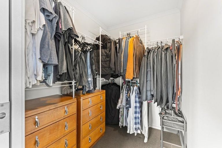 Photo of property in 7a Justin Place, Te Atatu Peninsula, Auckland, 0610