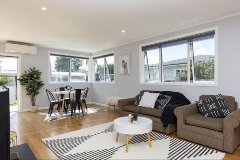 Photo of property in 23 Kaipara Portage Road, Riverhead, 0820