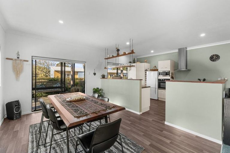 Photo of property in 24 Moir Street, Mangawhai, 0505