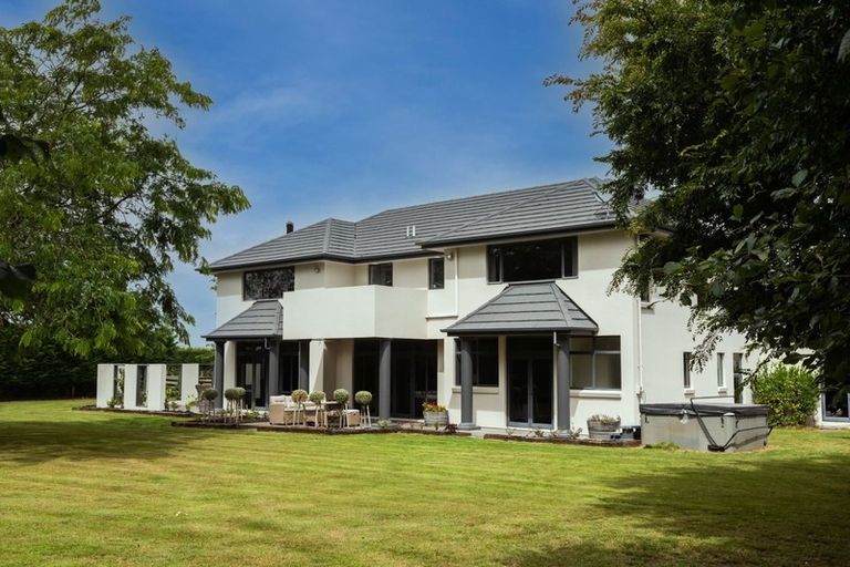 Photo of property in 210 Lawford Road, West Melton, Christchurch, 7676