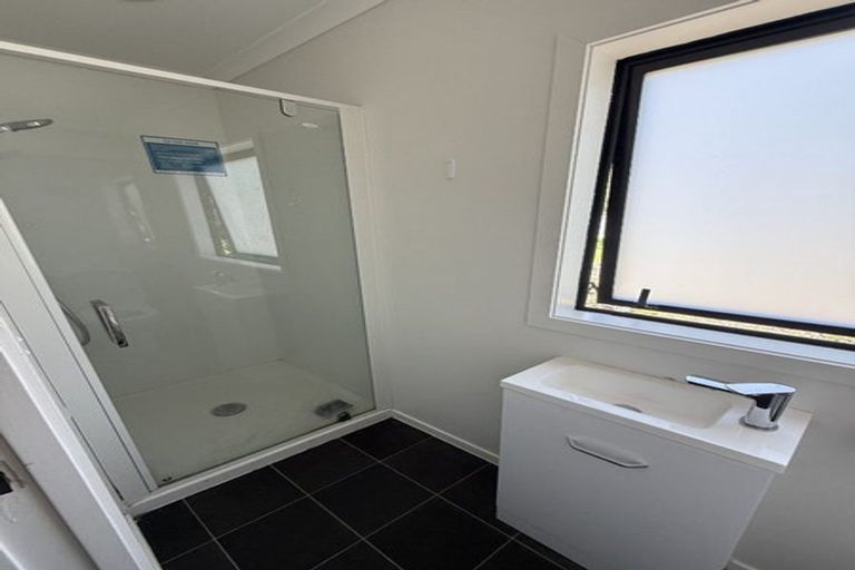 Photo of property in 9 Lowry Heights, Stokes Valley, Lower Hutt, 5019