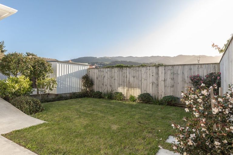 Photo of property in 41b Collins Avenue, Tawa, Wellington, 5028