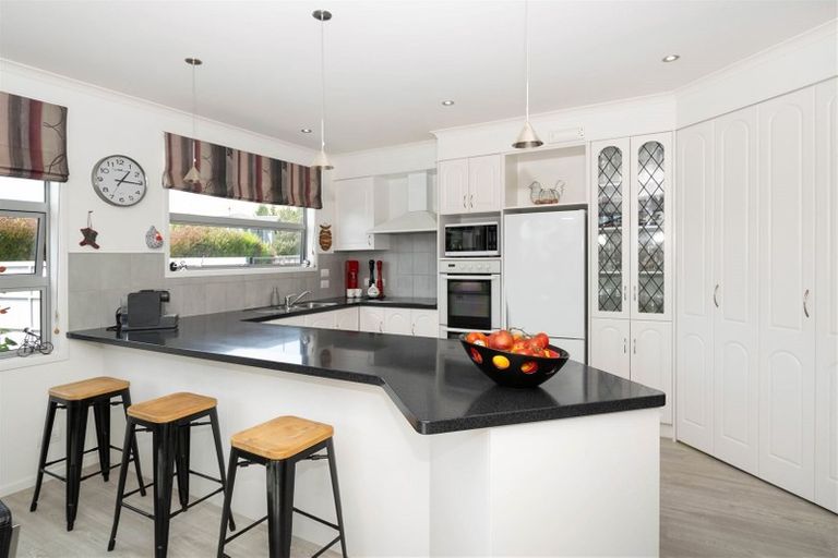 Photo of property in 64 Ashwood Drive, Witherlea, Blenheim, 7201