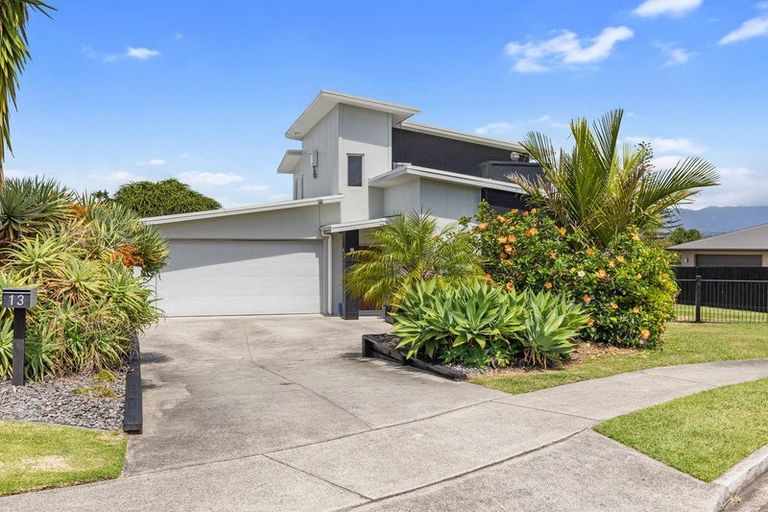 Photo of property in 13 Olive Close, Omokoroa, 3114