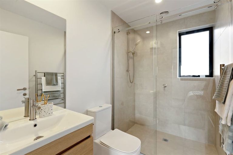 Photo of property in 2/50 Lonsdale Street, New Brighton, Christchurch, 8083