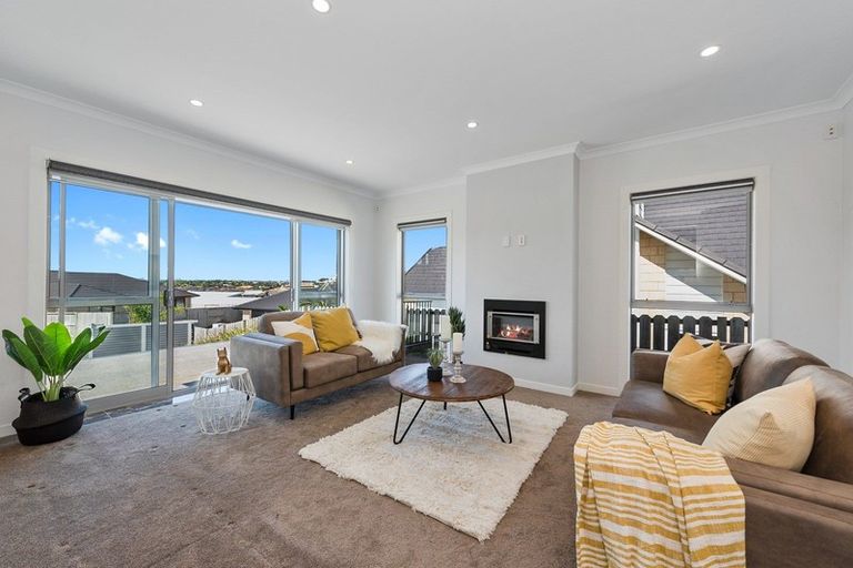 Photo of property in 11 Castleton Way, Flagstaff, Hamilton, 3210