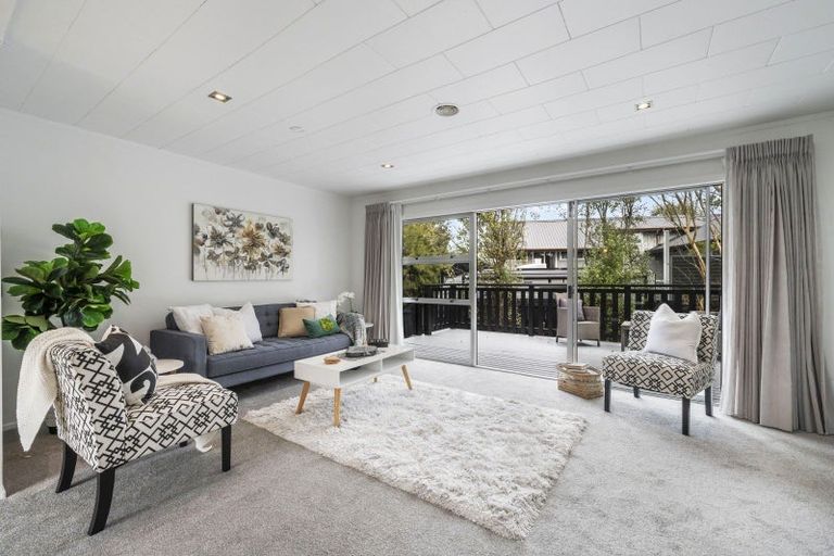 Photo of property in 3 Oraha Road, Huapai, Kumeu, 0810