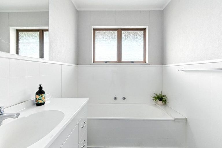 Photo of property in 14 Oroua Street, Te Puke, 3119