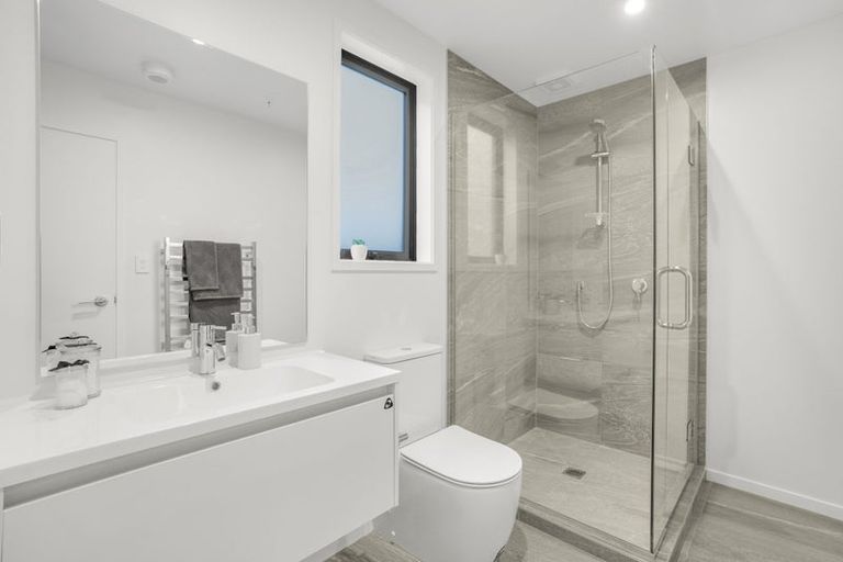 Photo of property in 11/200 Knights Road, Hutt Central, Lower Hutt, 5011