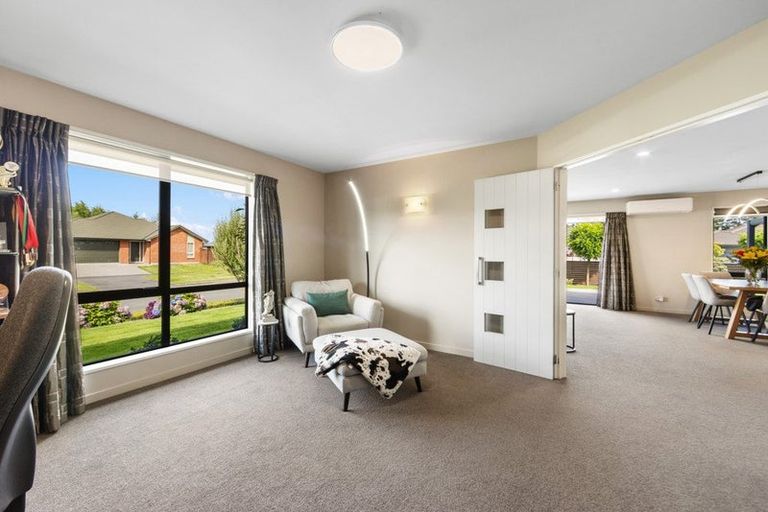 Photo of property in 32 East Ellington Drive, Mairehau, Christchurch, 8052