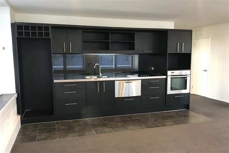 Photo of property in 1a/123 Molesworth Street, Thorndon, Wellington, 6011