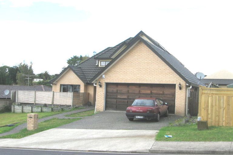 Photo of property in 24 Ruze Vida Drive, Massey, Auckland, 0614