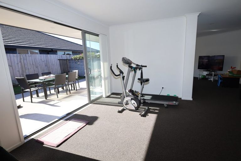 Photo of property in 12 Blanche Road, Papamoa Beach, Papamoa, 3118