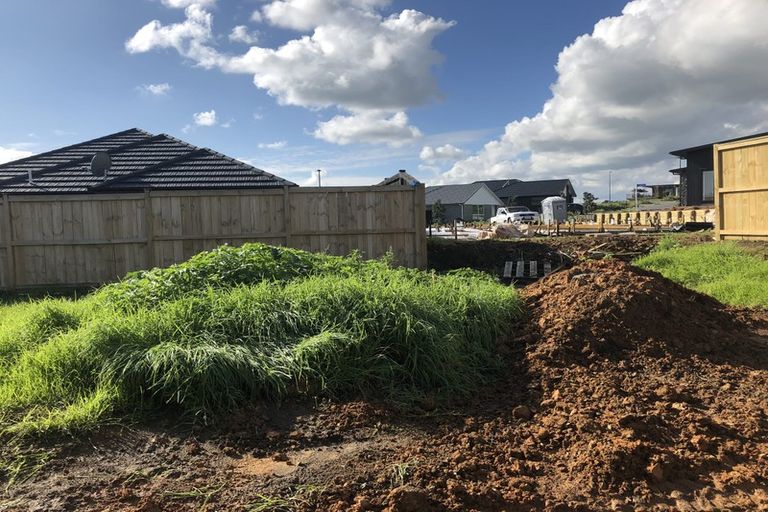 Photo of property in 22 Walter Lawry Road, Paerata, Pukekohe, 2124