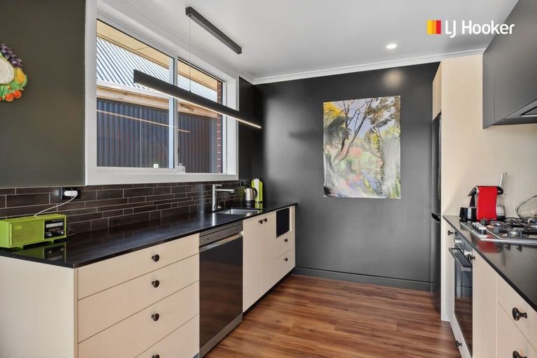 Photo of property in 45 Hawthorn Avenue, Mornington, Dunedin, 9011