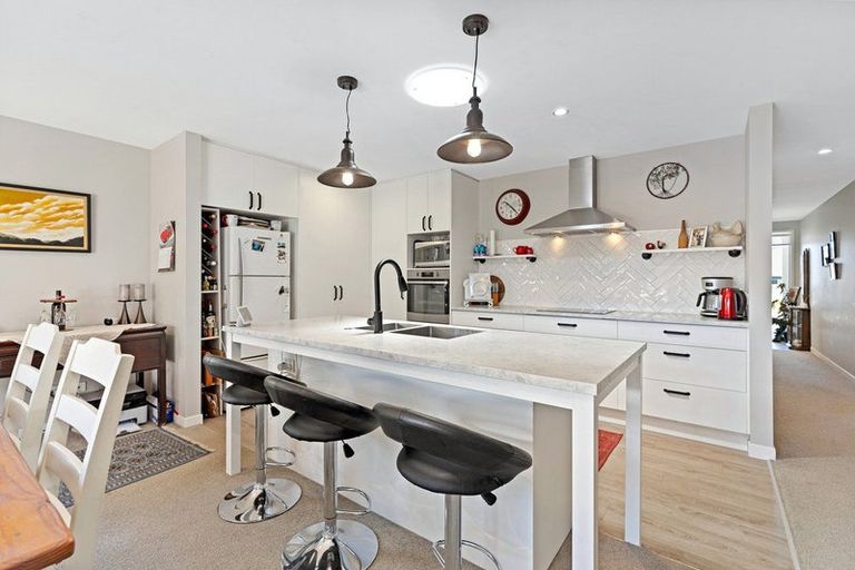 Photo of property in 26 Kuru Place, Papamoa, 3118