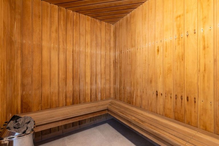 Photo of property in 14/120 Saint Aubyn Street, New Plymouth, 4310