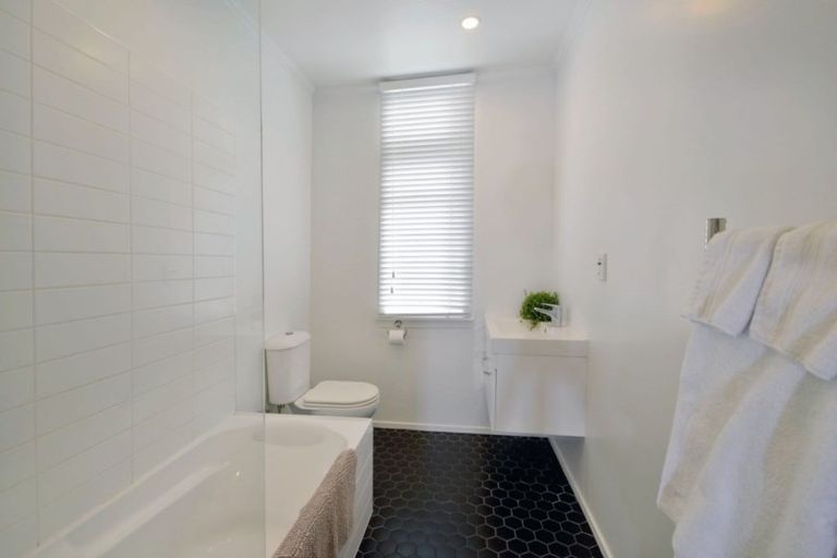 Photo of property in 21 Pretoria Avenue, Saint Clair, Dunedin, 9012