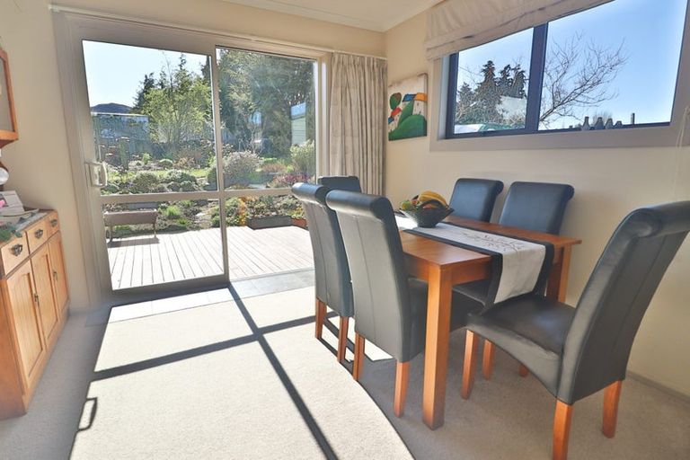 Photo of property in 39 Hill Road, Lumsden, 9730