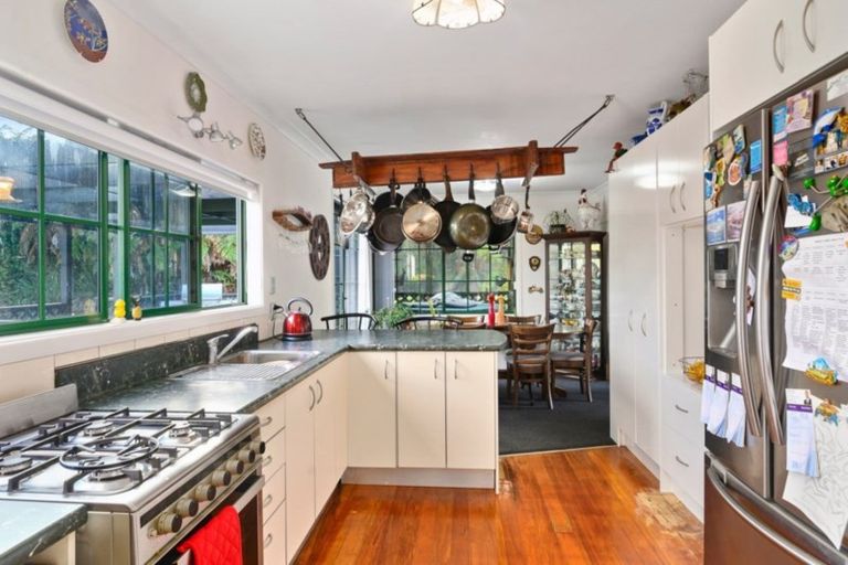 Photo of property in 46 Mountain Road, Western Heights, Rotorua, 3015