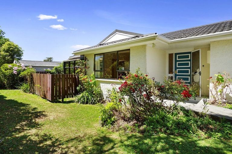 Photo of property in 18 Rossiter Street, Tawa, Wellington, 5028