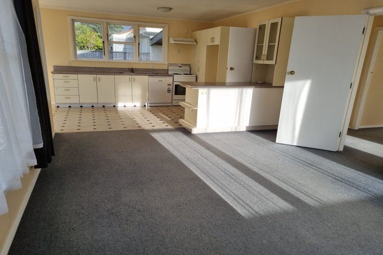 Photo of property in 12a Maraval Crescent, Grenada Village, Wellington, 6037