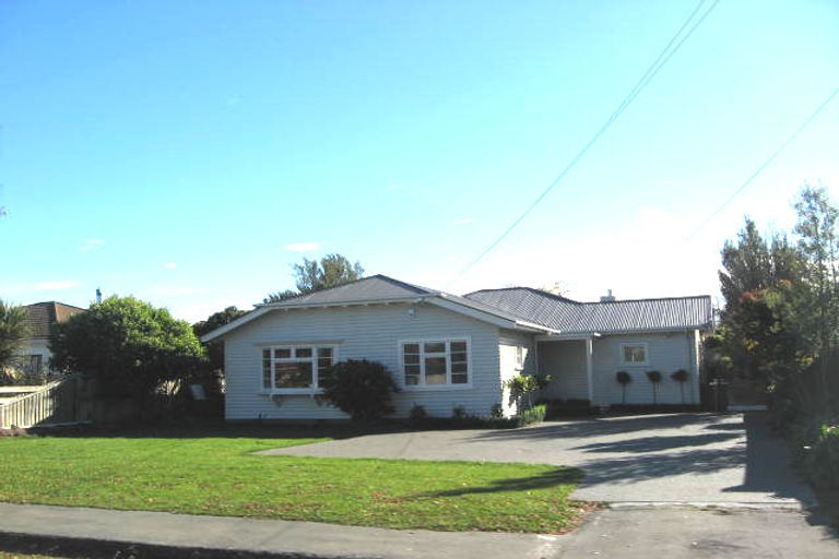 Photo of property in 24 Galway Avenue, Bryndwr, Christchurch, 8052