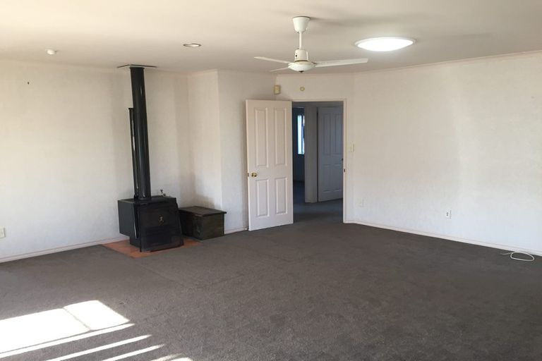 Photo of property in 17 Highcroft Place, Welcome Bay, Tauranga, 3112