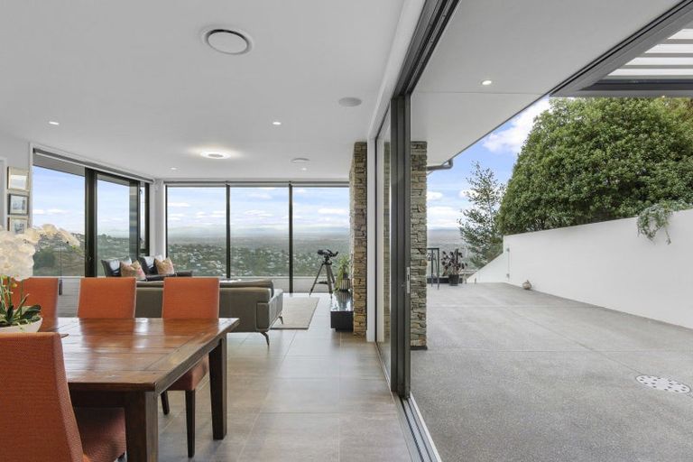 Photo of property in 6 Swanton Drive, Huntsbury, Christchurch, 8022