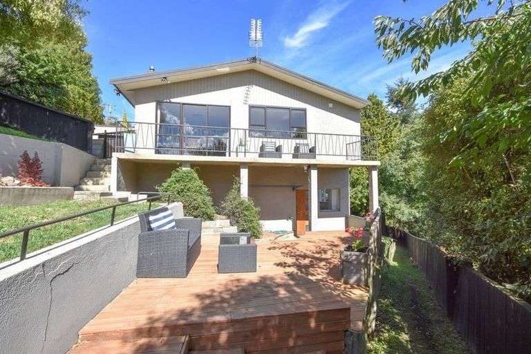 Photo of property in 2 Church Hill Road, Green Island, Dunedin, 9018