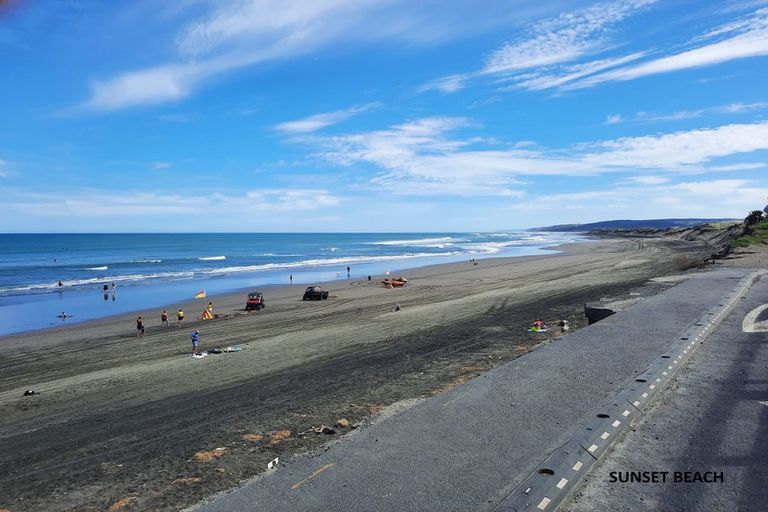 Photo of property in 151 Maunsell Road, Port Waikato, Tuakau, 2695