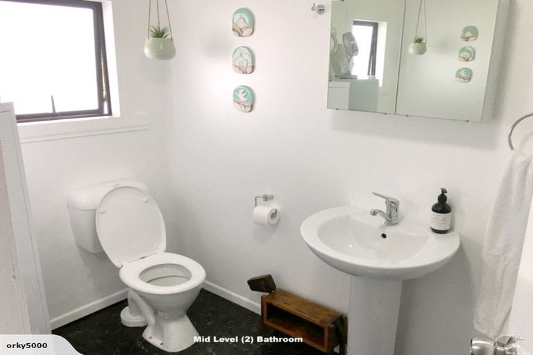 Photo of property in 4 Shoemaker Road, Waipu, 0510