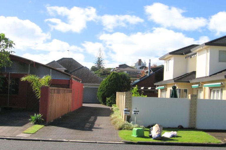 Photo of property in 2/14 Hattaway Avenue, Bucklands Beach, Auckland, 2012