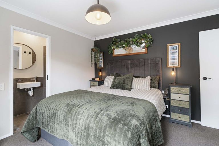 Photo of property in 3 Yatton Street, Greerton, Tauranga, 3112