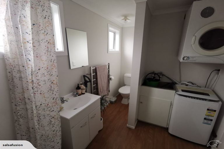 Photo of property in 40d Leighton Avenue, Waiwhetu, Lower Hutt, 5010