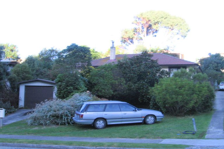 Photo of property in 61 Rangituhi Crescent, Takapuwahia, Porirua, 5022