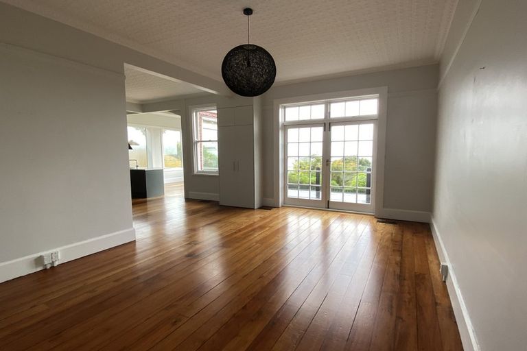 Photo of property in 47 Tanera Crescent, Brooklyn, Wellington, 6021