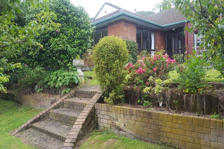 Photo of property in 30a Wyndrum Avenue, Waterloo, Lower Hutt, 5011