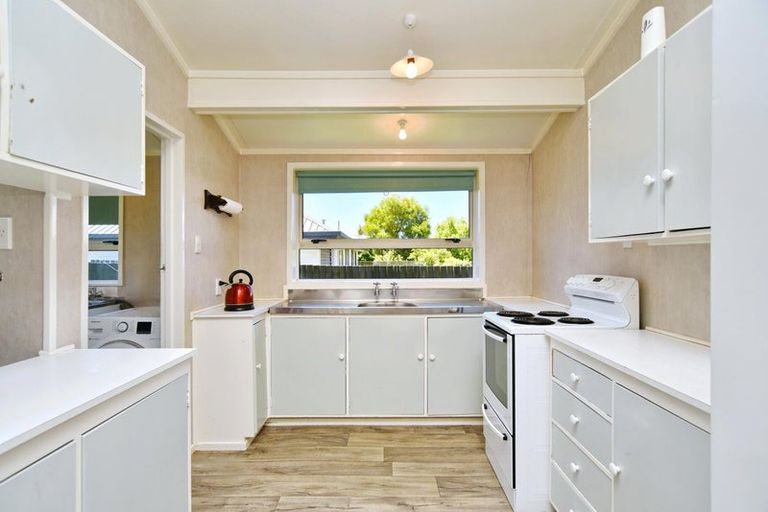 Photo of property in 8 Thorne Place, Rangiora, 7400