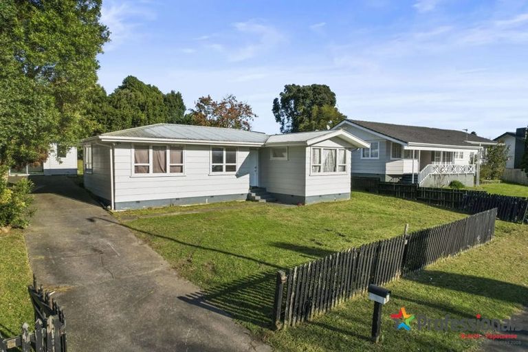 Photo of property in 5 Malmo Place, Manurewa, Auckland, 2102