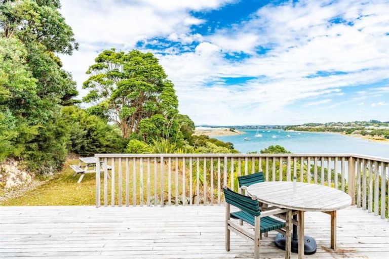 Photo of property in 79 Wintle Street, Mangawhai Heads, Mangawhai, 0505