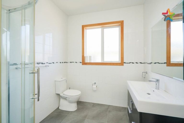 Photo of property in 11 Dyson Street, Strathern, Invercargill, 9812