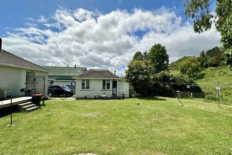 Photo of property in 18 Goldfinch Street, Taihape, 4720