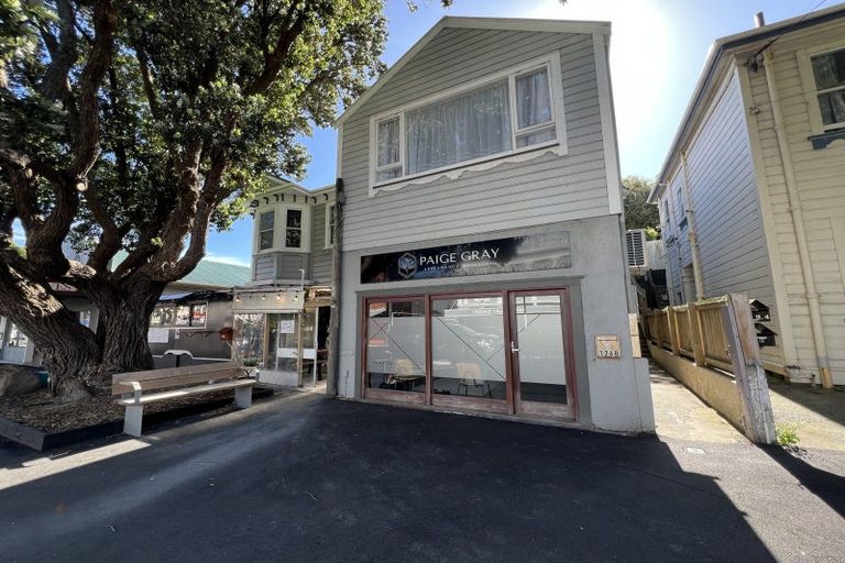 Photo of property in 126 The Parade, Island Bay, Wellington, 6023
