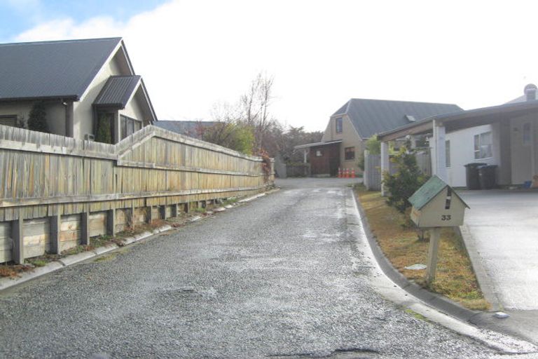 Photo of property in 33 Remarkables Crescent, Frankton, Queenstown, 9300